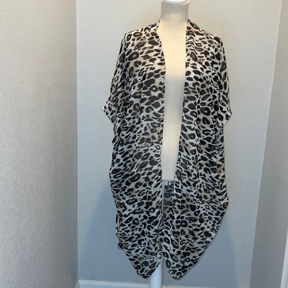 Leopard Kimono - OS